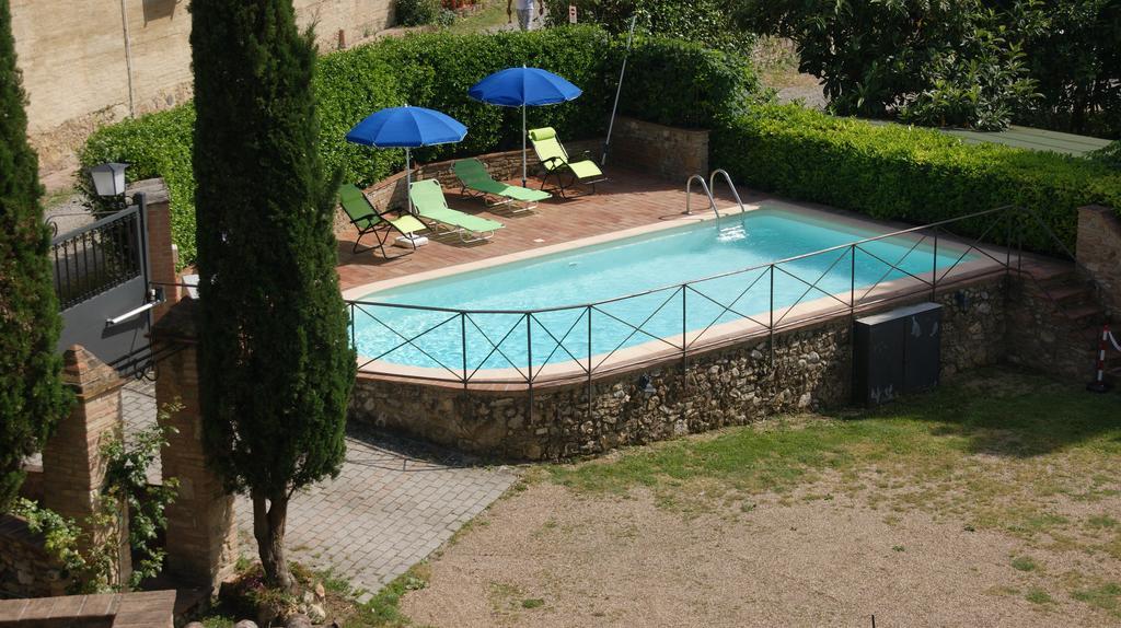 Il Pozzo Di Sant'Andrea Bed & Breakfast Сиена Екстериор снимка