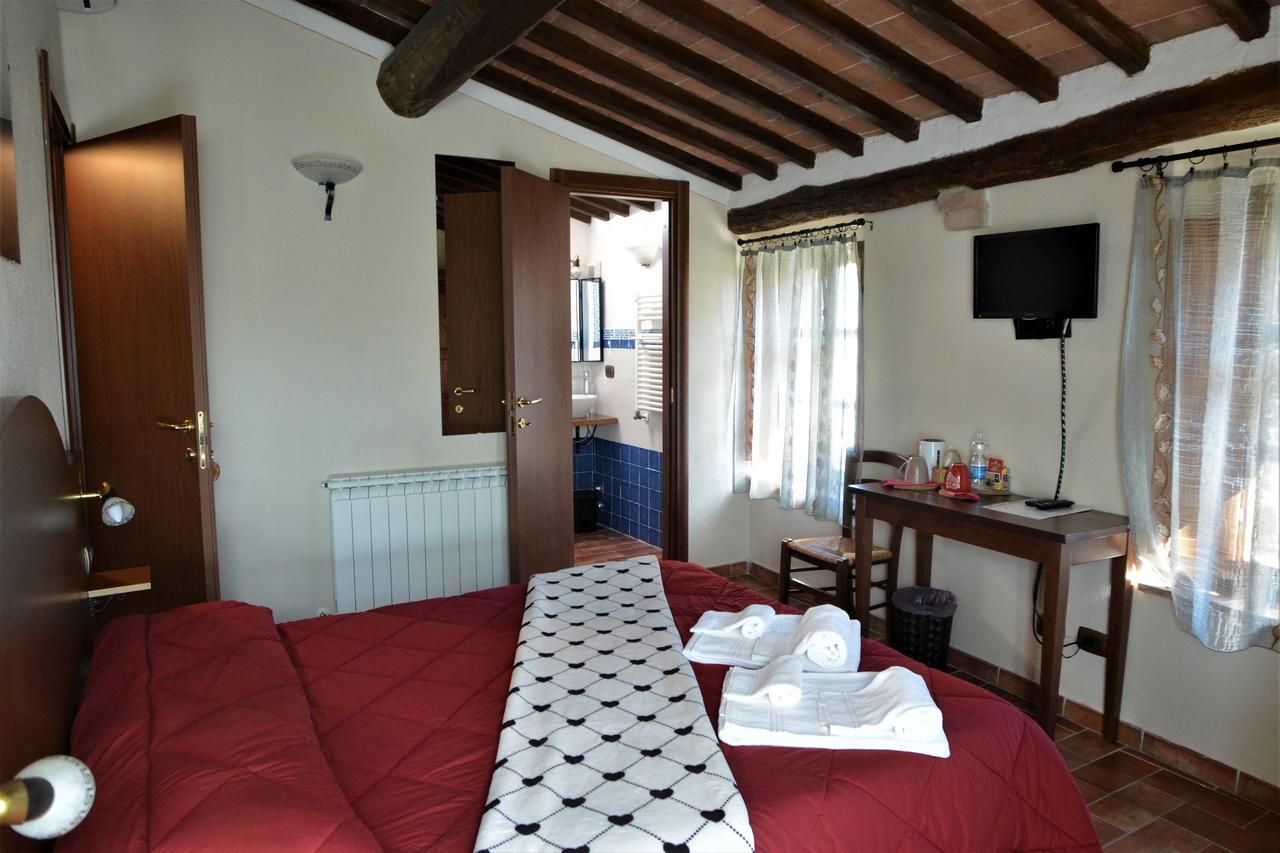 Il Pozzo Di Sant'Andrea Bed & Breakfast Сиена Екстериор снимка